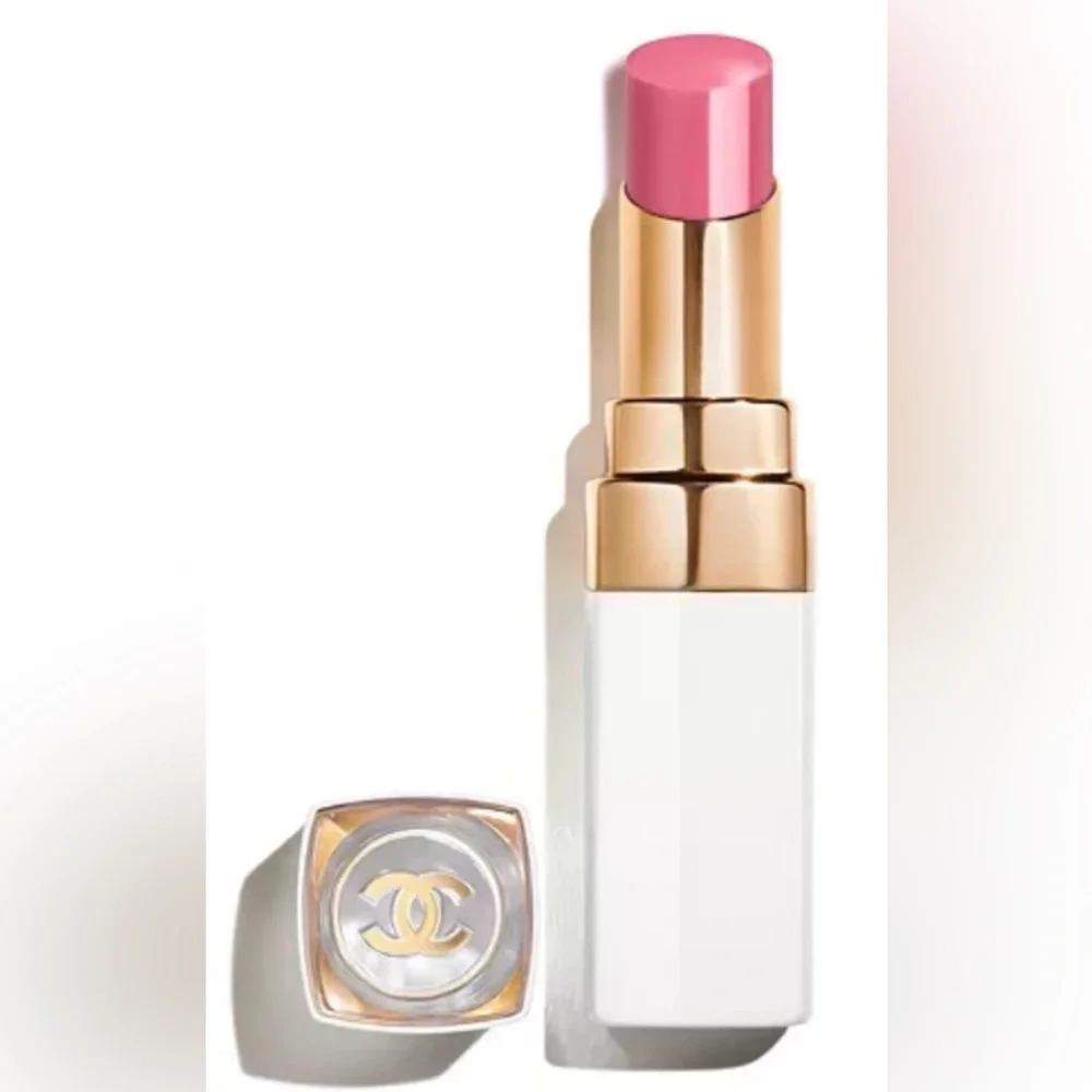 Chanel Rouge Coco Baume in 758 Blushing Pink Hydrating tinted lip balm